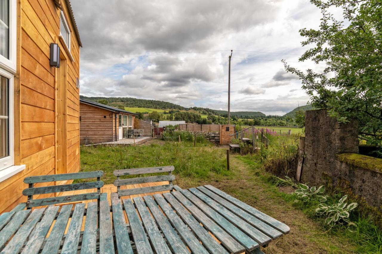 Enchanting Tiny House With Wood Burner And Hot Tub In Cairngorms Vakantiehuis Ballater