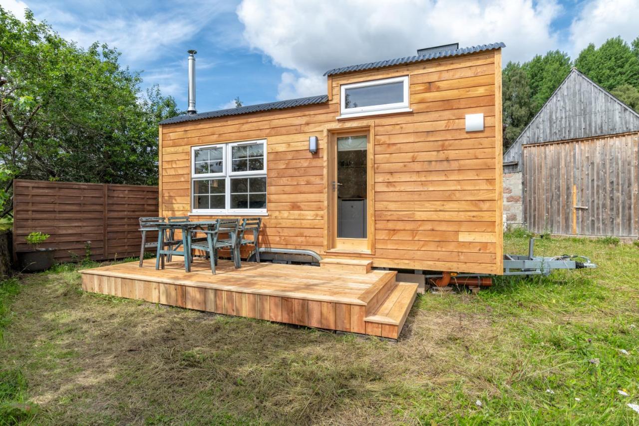 Enchanting Tiny House With Wood Burner And Hot Tub In Cairngorms Ballater